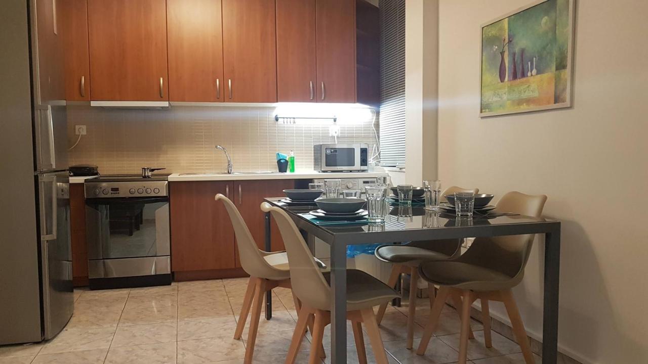 Palette Apartment Champagne - Athens Center, 6 Bd, 3 Bath エクステリア 写真