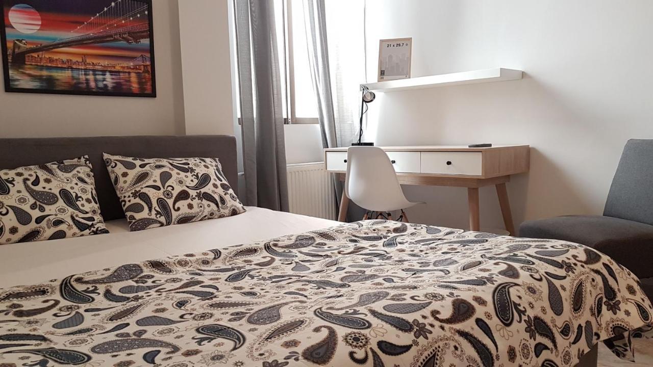 Palette Apartment Champagne - Athens Center, 6 Bd, 3 Bath エクステリア 写真