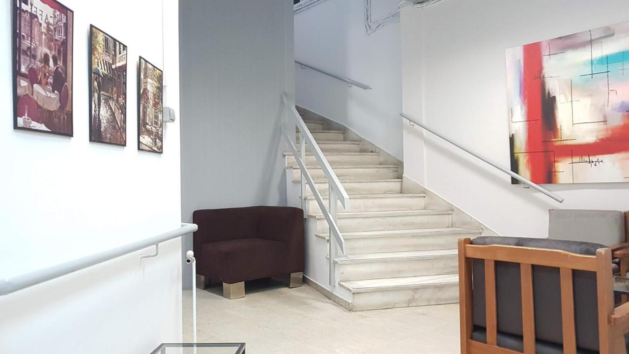 Palette Apartment Champagne - Athens Center, 6 Bd, 3 Bath エクステリア 写真