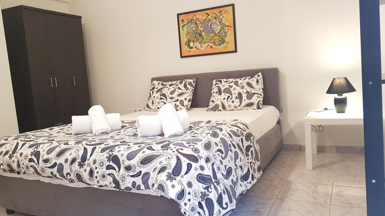 Palette Apartment Champagne - Athens Center, 6 Bd, 3 Bath エクステリア 写真